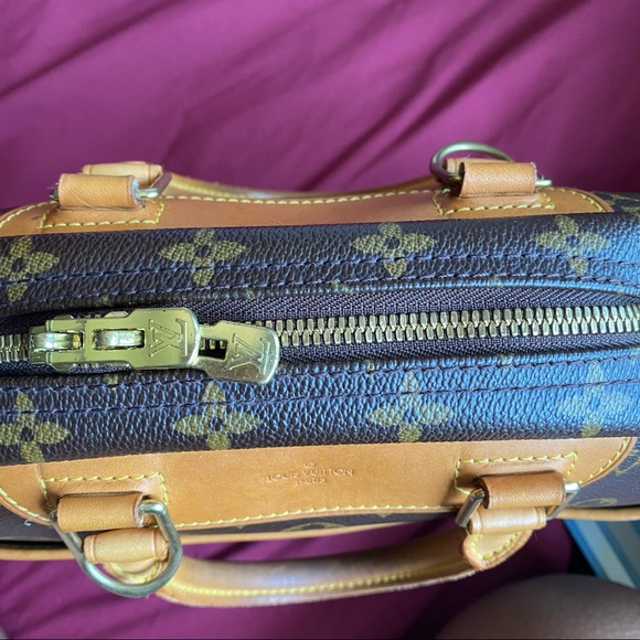 AUTHENTIC LOUIS VUITTON TROUVILLE - Picture 8 of 9